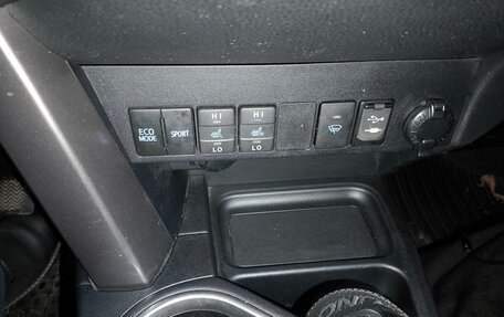 Toyota RAV4, 2018 год, 2 670 000 рублей, 9 фотография