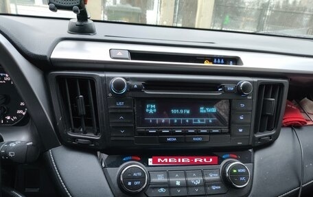 Toyota RAV4, 2018 год, 2 670 000 рублей, 8 фотография