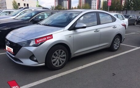 Hyundai Solaris II рестайлинг, 2022 год, 1 530 000 рублей, 4 фотография