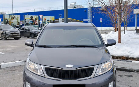 KIA Rio III рестайлинг, 2013 год, 990 000 рублей, 3 фотография