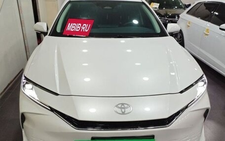 Toyota Camry, 2024 год, 3 210 457 рублей, 2 фотография