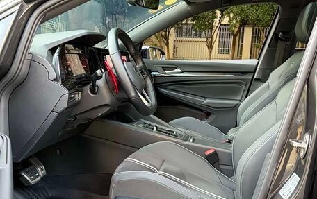 Volkswagen Golf VIII, 2021 год, 1 715 000 рублей, 10 фотография