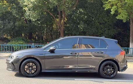 Volkswagen Golf VIII, 2021 год, 1 715 000 рублей, 3 фотография