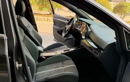 Volkswagen Golf VIII, 2021 год, 1 715 000 рублей, 9 фотография