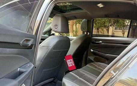 Volkswagen Golf VIII, 2021 год, 1 715 000 рублей, 12 фотография