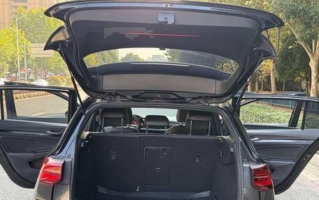 Volkswagen Golf VIII, 2021 год, 1 715 000 рублей, 20 фотография