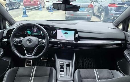 Volkswagen Golf VIII, 2021 год, 1 492 000 рублей, 6 фотография