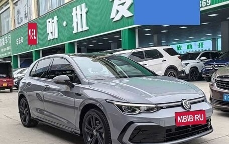 Volkswagen Golf VIII, 2021 год, 1 492 000 рублей, 2 фотография