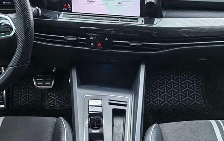 Volkswagen Golf VIII, 2021 год, 1 492 000 рублей, 14 фотография