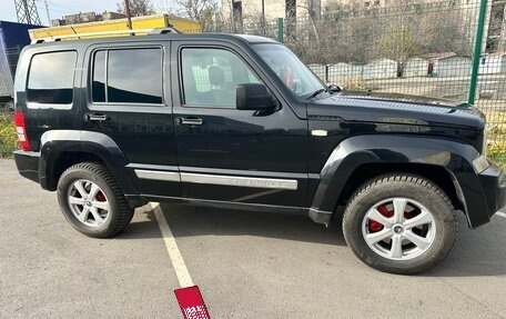 Jeep Cherokee, 2012 год, 1 350 000 рублей, 2 фотография