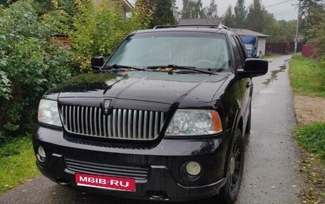 Lincoln Navigator, 2004 год, 1 050 000 рублей, 1 фотография