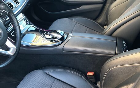 Mercedes-Benz E-Класс, 2016 год, 3 105 000 рублей, 14 фотография