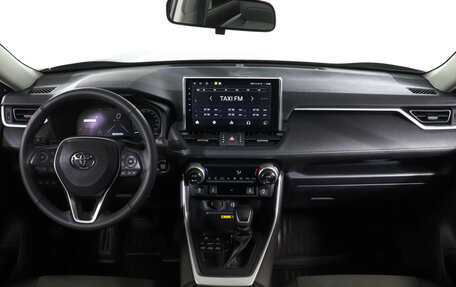 Toyota RAV4, 2024 год, 4 190 000 рублей, 12 фотография