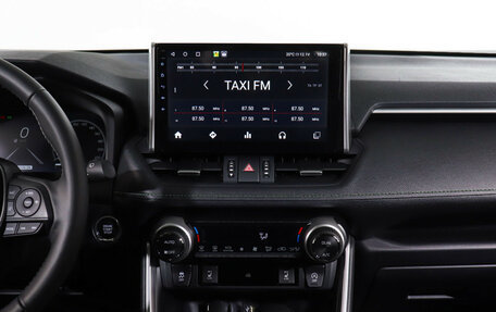 Toyota RAV4, 2024 год, 4 190 000 рублей, 14 фотография