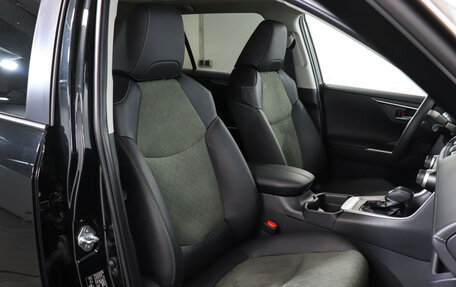 Toyota RAV4, 2024 год, 4 190 000 рублей, 16 фотография