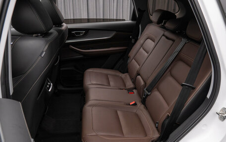 Chery Tiggo 8 Pro, 2021 год, 2 070 000 рублей, 15 фотография