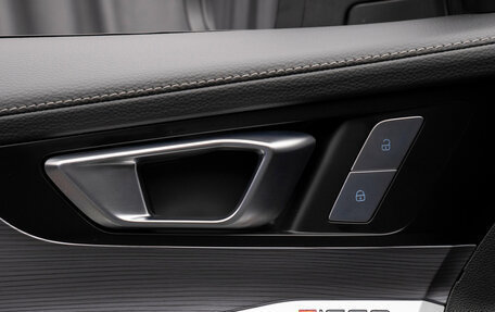 Chery Tiggo 8 Pro, 2021 год, 2 070 000 рублей, 24 фотография