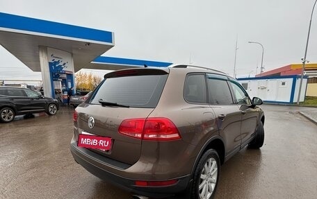 Volkswagen Touareg III, 2011 год, 1 480 000 рублей, 3 фотография