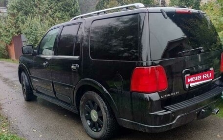 Lincoln Navigator, 2004 год, 1 050 000 рублей, 3 фотография