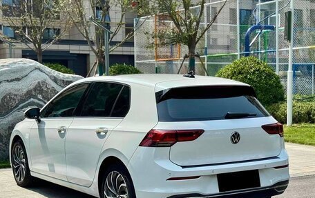 Volkswagen Golf VIII, 2022 год, 1 852 000 рублей, 4 фотография