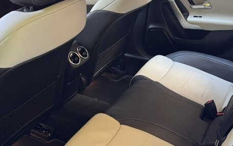 Mercedes-Benz A-Класс, 2022 год, 2 400 000 рублей, 7 фотография