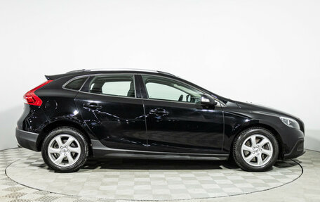 Volvo V40 Cross Country I, 2017 год, 1 977 000 рублей, 4 фотография