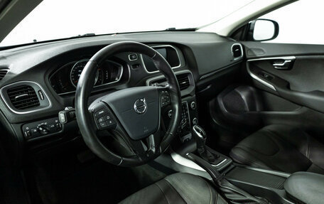 Volvo V40 Cross Country I, 2017 год, 1 977 000 рублей, 11 фотография