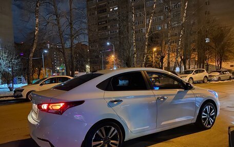 Hyundai Solaris II рестайлинг, 2018 год, 970 000 рублей, 12 фотография