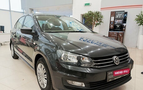 Volkswagen Polo VI (EU Market), 2015 год, 669 000 рублей, 3 фотография