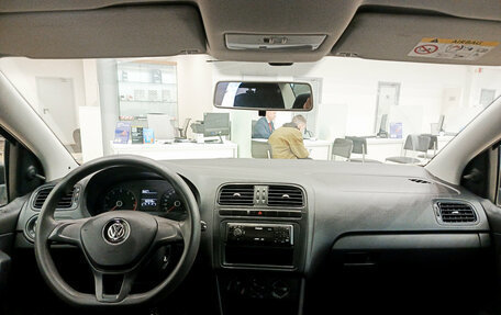 Volkswagen Polo VI (EU Market), 2015 год, 669 000 рублей, 14 фотография