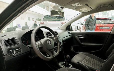 Volkswagen Polo VI (EU Market), 2015 год, 669 000 рублей, 16 фотография