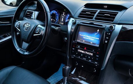 Toyota Camry, 2015 год, 2 189 999 рублей, 3 фотография