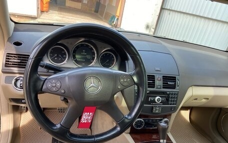 Mercedes-Benz C-Класс, 2010 год, 1 400 000 рублей, 4 фотография