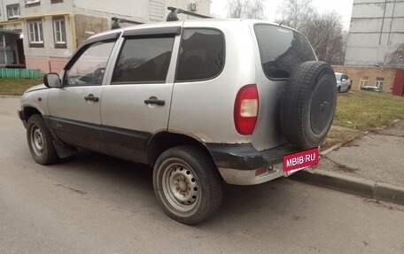 Chevrolet Niva I рестайлинг, 2004 год, 255 000 рублей, 2 фотография