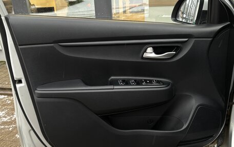 KIA Rio IV, 2017 год, 1 270 000 рублей, 5 фотография