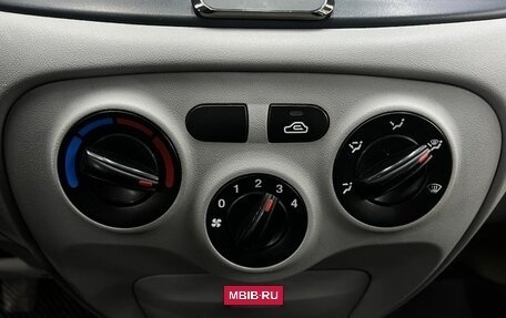 Hyundai Verna II, 2007 год, 399 888 рублей, 10 фотография