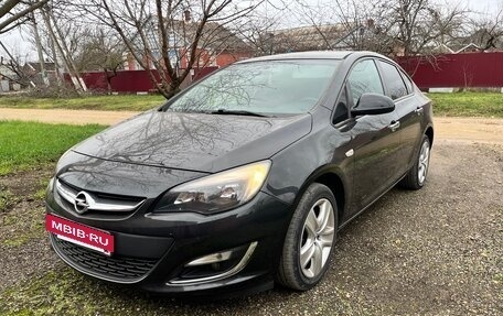 Opel Astra J, 2013 год, 700 000 рублей, 3 фотография