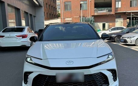 Toyota Camry, 2024 год, 3 170 457 рублей, 2 фотография