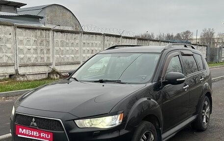 Mitsubishi Outlander III рестайлинг 3, 2012 год, 1 130 000 рублей, 3 фотография