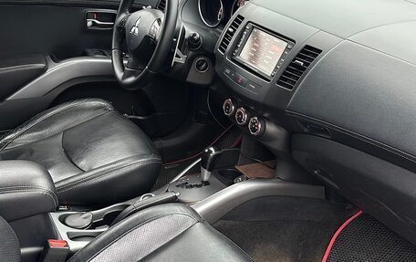 Mitsubishi Outlander III рестайлинг 3, 2012 год, 1 130 000 рублей, 8 фотография