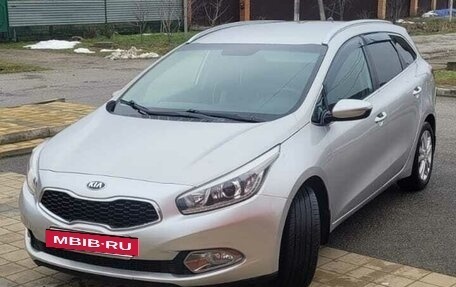 KIA cee'd III, 2013 год, 1 100 000 рублей, 2 фотография