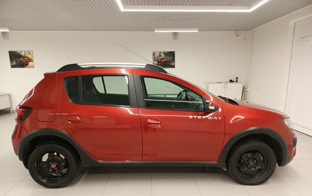 Renault Sandero II рестайлинг, 2018 год, 864 000 рублей, 5 фотография