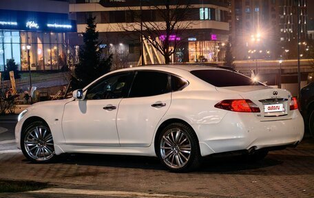 Infiniti Q70 I, 2014 год, 2 250 000 рублей, 2 фотография