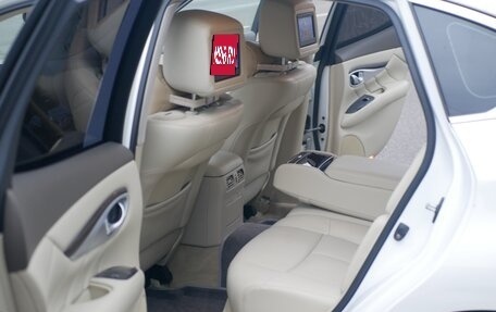 Infiniti Q70 I, 2014 год, 2 250 000 рублей, 7 фотография