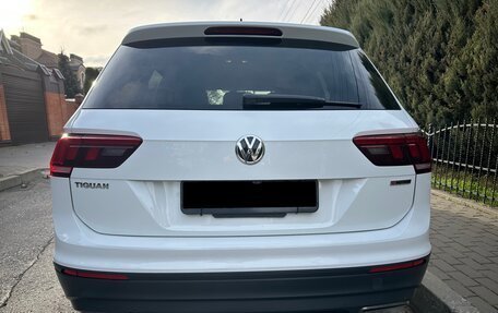 Volkswagen Tiguan II, 2020 год, 3 100 000 рублей, 5 фотография