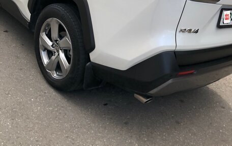 Toyota RAV4, 2020 год, 3 200 000 рублей, 5 фотография