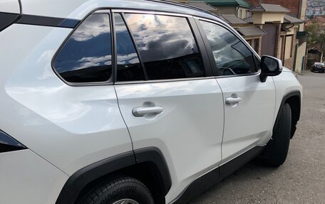 Toyota RAV4, 2020 год, 3 200 000 рублей, 4 фотография