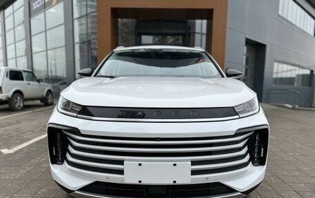 CheryExeed TXL, 2022 год, 2 400 000 рублей, 2 фотография