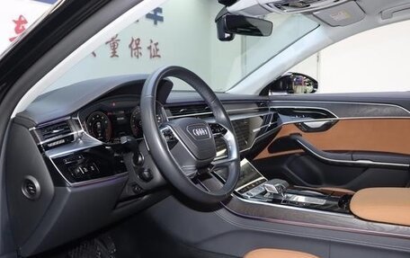 Audi A8, 2023 год, 11 850 000 рублей, 10 фотография