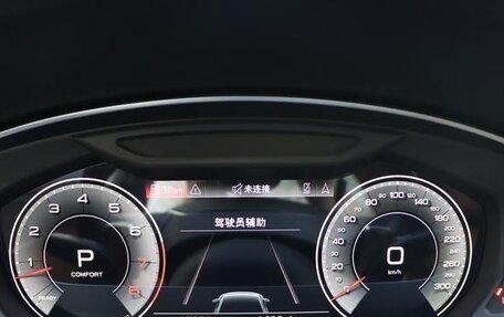 Audi A8, 2023 год, 11 850 000 рублей, 14 фотография